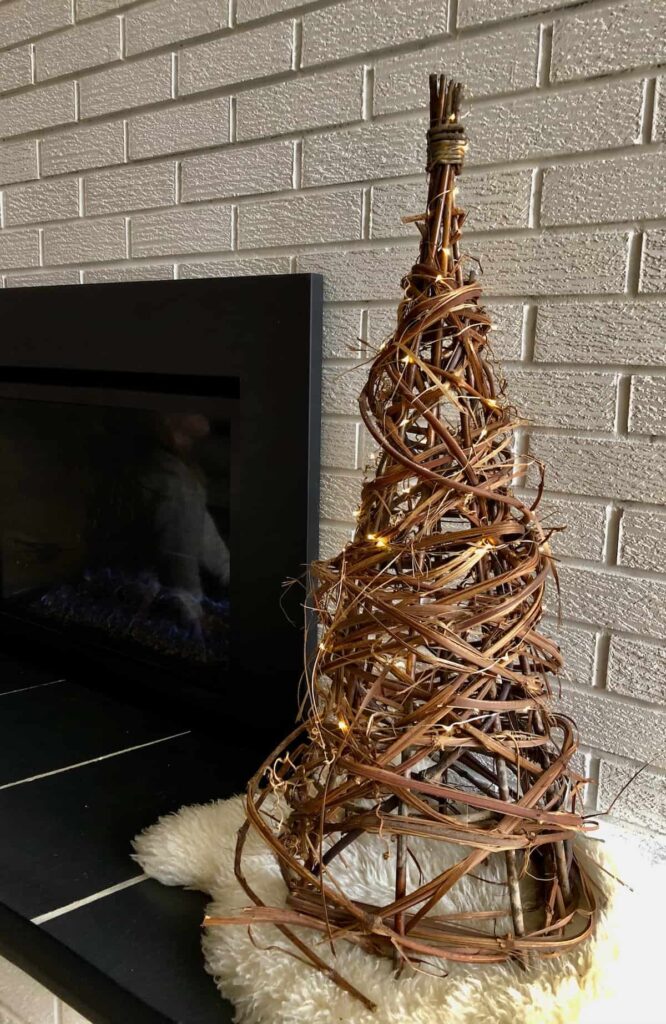 Ukrasi od grančica: DIY ideje za blagdanski dekor za izradu s grančicama 3 Ukrasi od grancica 20 rustikalni DIY ideja za blagdanski dekor za izradu s grancicama8438498713